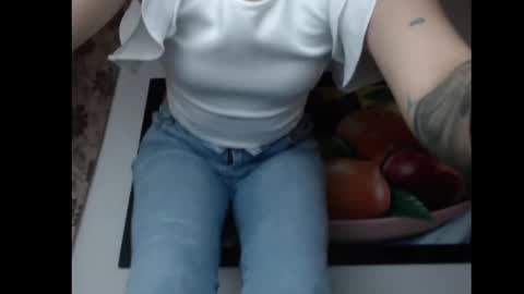 Snapshot of lilpalacio chatting on 01/21/25, 03:21 lil palacio online show from 01/21/25, 03:21