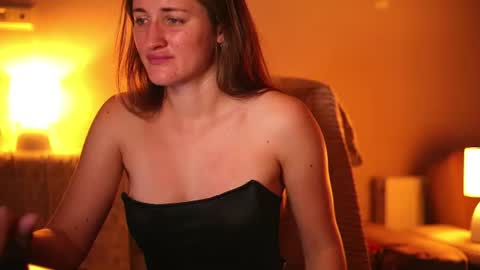 Snapshot of liltightbabe chatting on 06/15/26, 06:10 liltightbabe online show from 06/15/26, 06:10