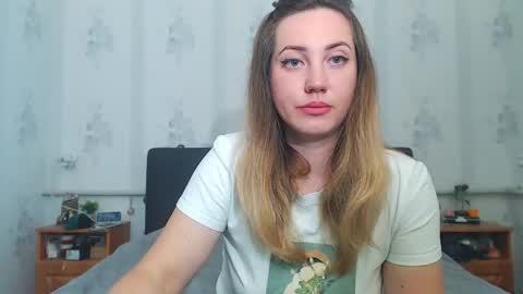 Snapshot of lilu_cute25 chatting on 05/10/26, 06:57 lilu_cute25 online show from 05/10/26, 06:57