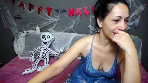 Snapshot of lilugrants chatting on 10/31/25, 08:10 lilugrants online show from 10/31/25, 08:10