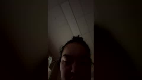 lily2fly online show from 04/28/26, 10:42