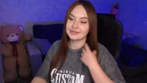 lily_baker_ online show from 02/05/26, 06:23