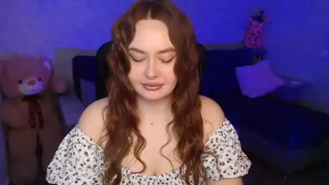 lily_baker_ online show from 02/18/26, 04:25