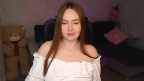 lily_baker_ online show from 05/21/26, 07:59