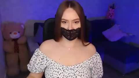lily_baker_ online show from 05/29/26, 08:01