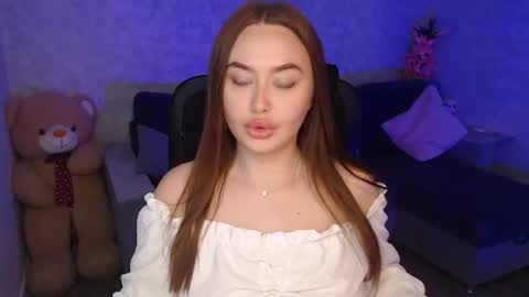Snapshot of lily_baker_ chatting on 06/29/26, 06:08 lily_baker_ online show from 06/29/26, 06:08