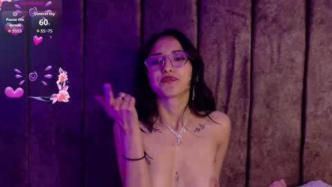 Lily online show from 01/09/26, 03:59