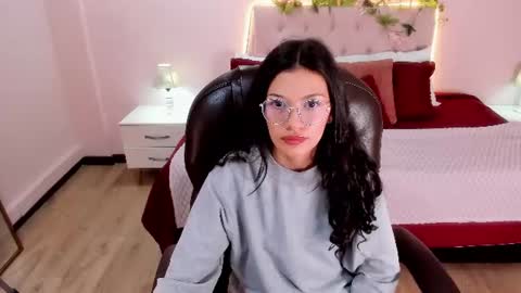 lily_bloom__ online show from 07/22/26, 12:52