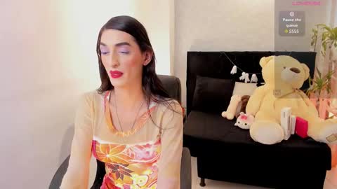lily_cash1 online show from 10/11/25, 07:12