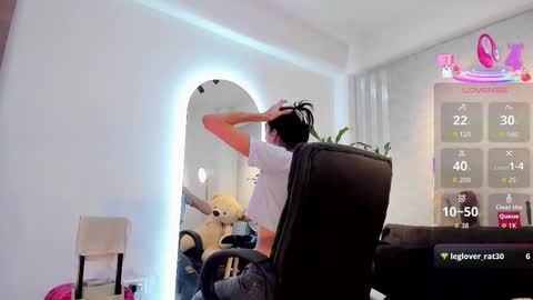 lily_cash1 online show from 02/12/26, 02:12