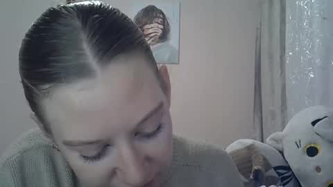 Snapshot of lily_ember chatting on 09/26/25, 10:14 lily_ember online show from 09/26/25, 10:14