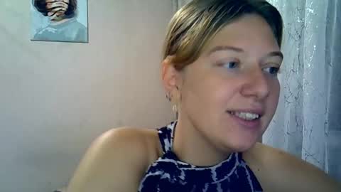 Snapshot of lily_ember chatting on 09/29/25, 07:30 lily_ember online show from 09/29/25, 07:30