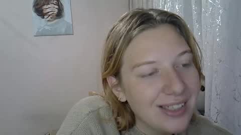 Snapshot of lily_ember chatting on 10/01/25, 08:37 lily_ember online show from 10/01/25, 08:37