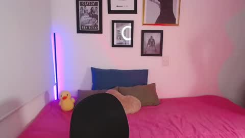 just lily online show from 01/30/25, 01:11