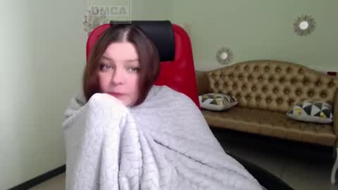 Lily online show from 03/12/25, 07:24