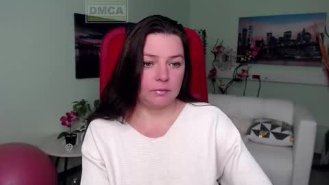 Lily online show from 11/26/25, 10:05