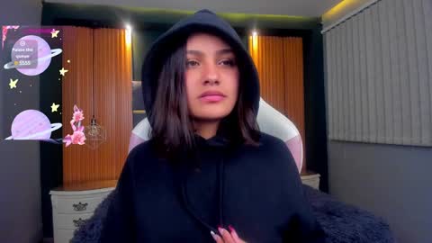 Snapshot of lily_fox1 chatting on 03/07/25, 07:19 Lily online show from 03/07/25, 07:19