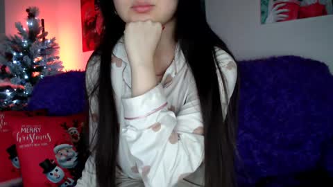 Lily Litle online show from 01/05/25, 06:24