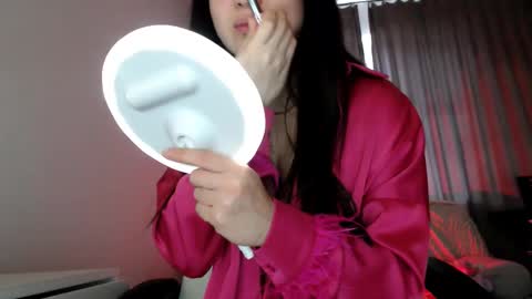 Lily Litle online show from 02/06/26, 10:51