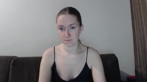 lily_love_x online show from 01/09/26, 11:28