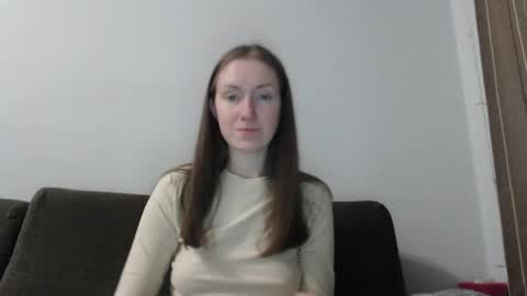 lily_love_x online show from 05/27/26, 12:07