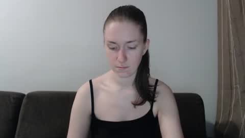 Snapshot of lily_love_x chatting on 06/26/26, 05:34 lily_love_x online show from 06/26/26, 05:34