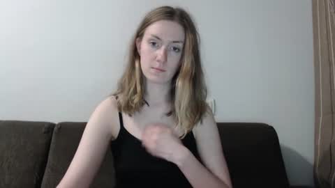 Snapshot of lily_love_x chatting on 07/13/26, 11:40 lily_love_x online show from 07/13/26, 11:40