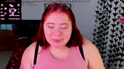Snapshot of lily_lu_one chatting on 10/23/25, 09:41 Elina  online show from 10/23/25, 09:41