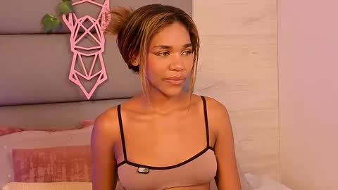 Snapshot of lily_miiller chatting on 11/03/25, 07:48 Lily Miiller online show from 11/03/25, 07:48