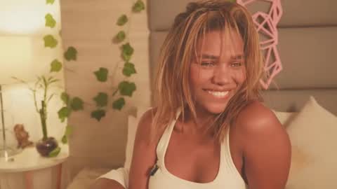 Snapshot of lily_miiller chatting on 01/08/26, 09:06 Lily Miiller online show from 01/08/26, 09:06