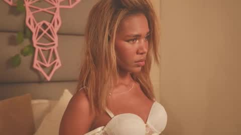 Snapshot of lily_miiller chatting on 01/09/26, 09:16 Lily Miiller online show from 01/09/26, 09:16