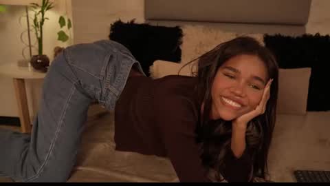 Snapshot of lily_miiller chatting on 03/24/26, 10:37 Lily Miiller online show from 03/24/26, 10:37