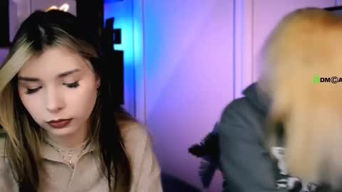 Snapshot of lily_morty chatting on 01/18/26, 07:17 Lily online show from 01/18/26, 07:17