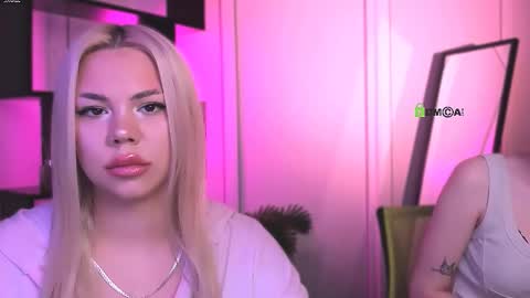 Snapshot of lily_morty chatting on 02/06/26, 07:17 Lily online show from 02/06/26, 07:17