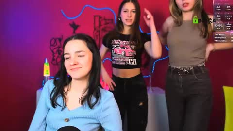 Lily online show from 03/29/26, 12:10