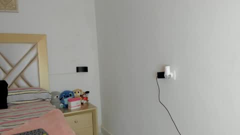 Snapshot of lily_noir_ chatting on 04/08/26, 11:54 lily_noir_ online show from 04/08/26, 11:54