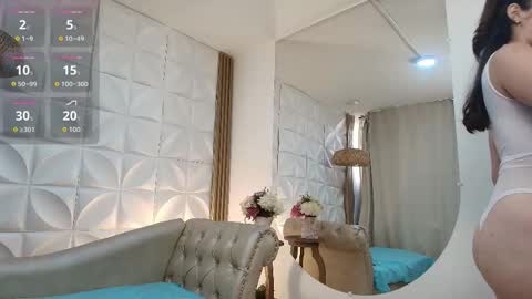 Lily Lauren online show from 02/20/26, 12:49