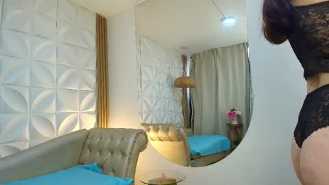 Lily Lauren online show from 03/16/26, 12:42