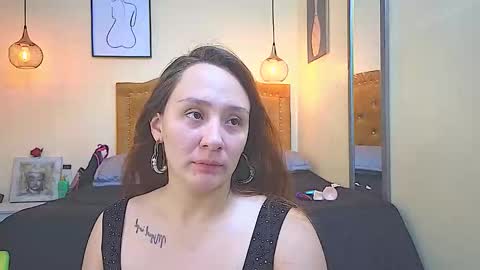 lily_sanderss online show from 12/15/25, 01:37