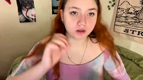 Snapshot of lily_shamy chatting on 12/04/24, 01:09 Alice online show from 12/04/24, 01:09