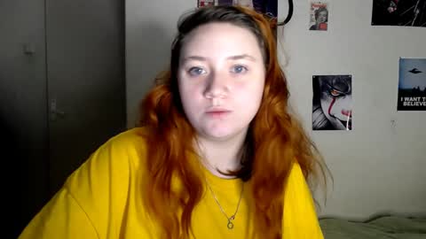 Snapshot of lily_shamy chatting on 12/24/24, 06:50 Alice online show from 12/24/24, 06:50