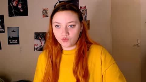 Snapshot of lily_shamy chatting on 12/27/24, 04:58 Alice online show from 12/27/24, 04:58