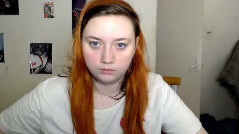 Snapshot of lily_shamy chatting on 01/10/25, 08:04 Alice online show from 01/10/25, 08:04