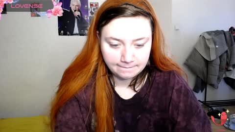 Snapshot of lily_shamy chatting on 01/22/25, 11:12 Alice online show from 01/22/25, 11:12