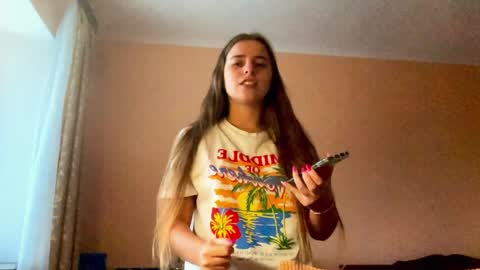 Lily online show from 02/08/25, 01:01