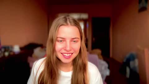 Lily online show from 02/28/25, 09:47