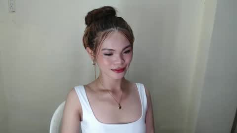 Youre pleasure Lily online show from 12/18/24, 03:22