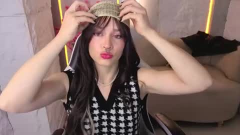 Follow me.. Live 730 to 1400 online show from 06/11/26, 12:47