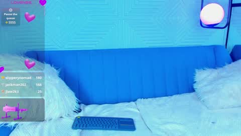 lily_waist online show from 01/18/25, 10:17