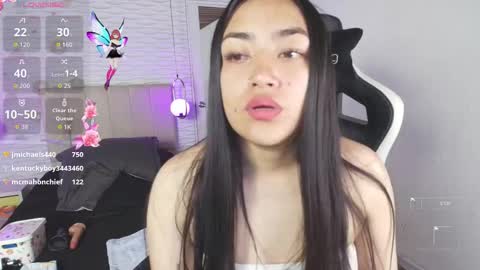 lily_waist online show from 11/20/25, 03:07